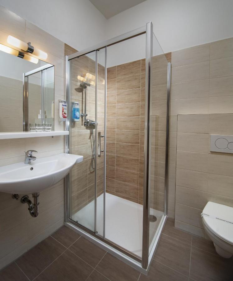 Hotel Tri Ruze Špindlerŭv Mlýn Eksteriør bilde