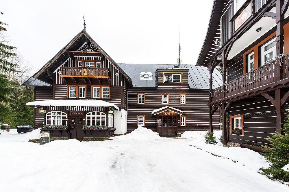 Hotel Tri Ruze Špindlerŭv Mlýn Eksteriør bilde