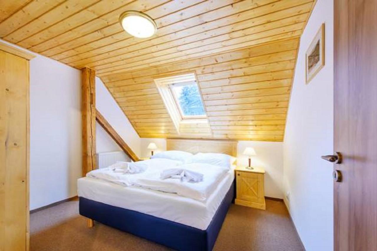 Hotel Tri Ruze Špindlerŭv Mlýn Eksteriør bilde