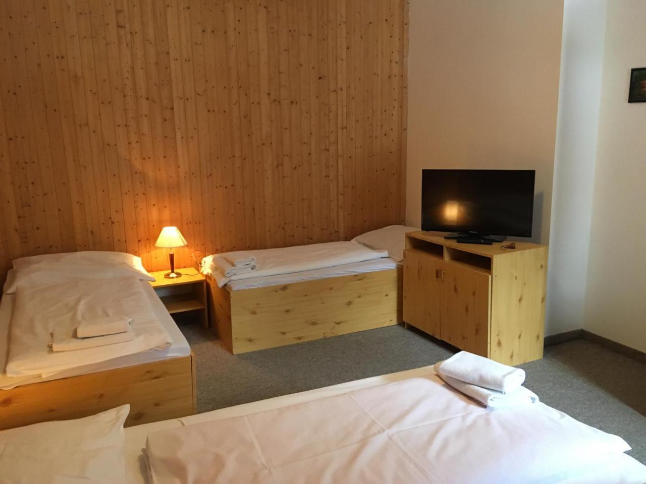 Hotel Tri Ruze Špindlerŭv Mlýn Eksteriør bilde